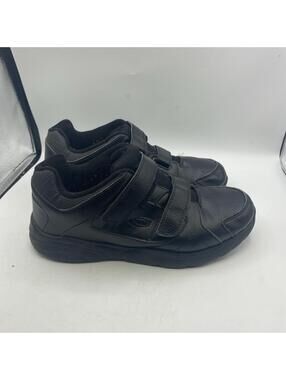 Men's Cross Trekkers Shoes Double Strap Black Size 8W (Gently Worn)